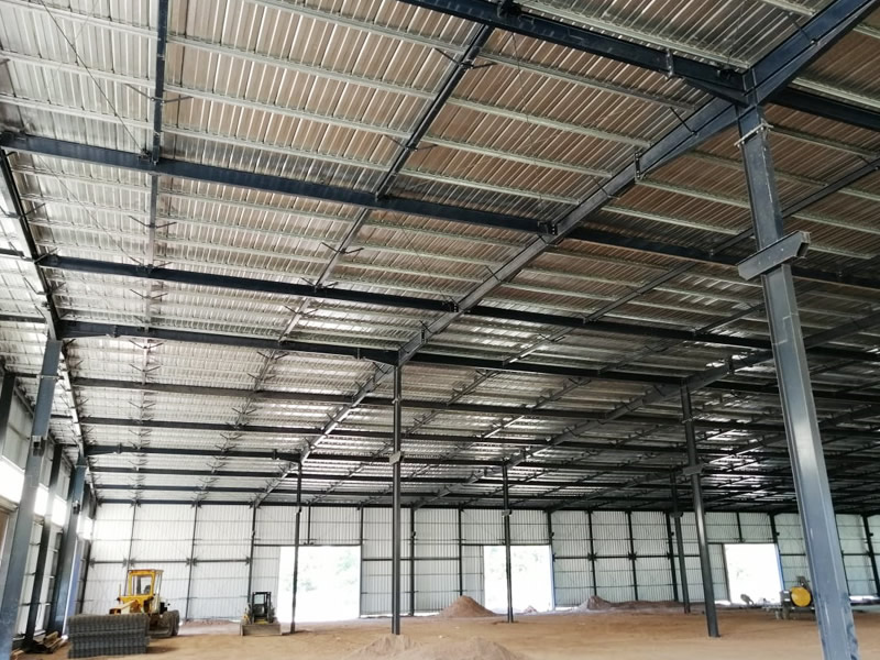 Titan, construcción de nave industrial para Indubol Leones Titan, construcción de nave industrial para Indubol Leones