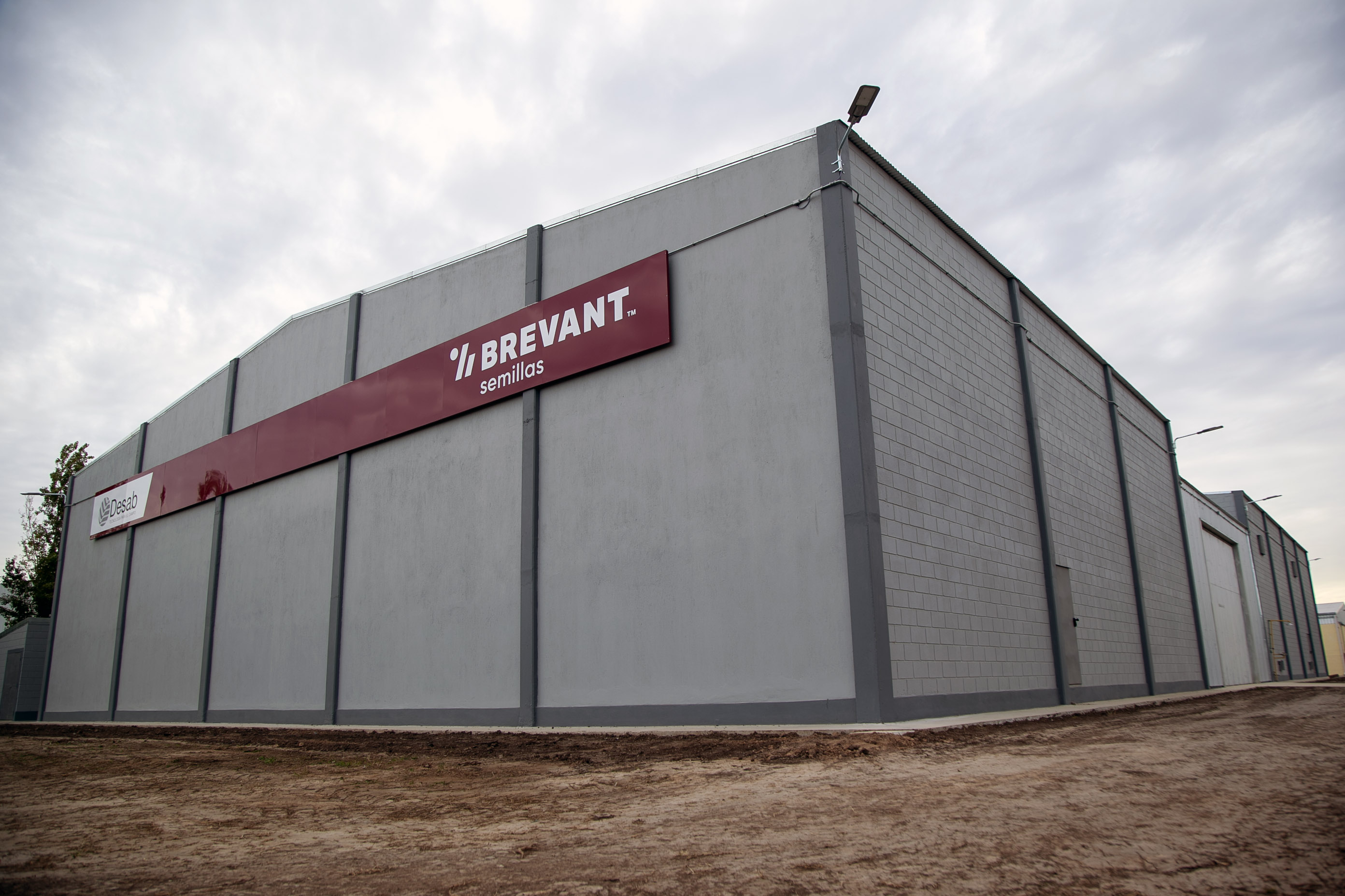 Titan, construcción de Instalaciones para el Agro e industria alimenticias.