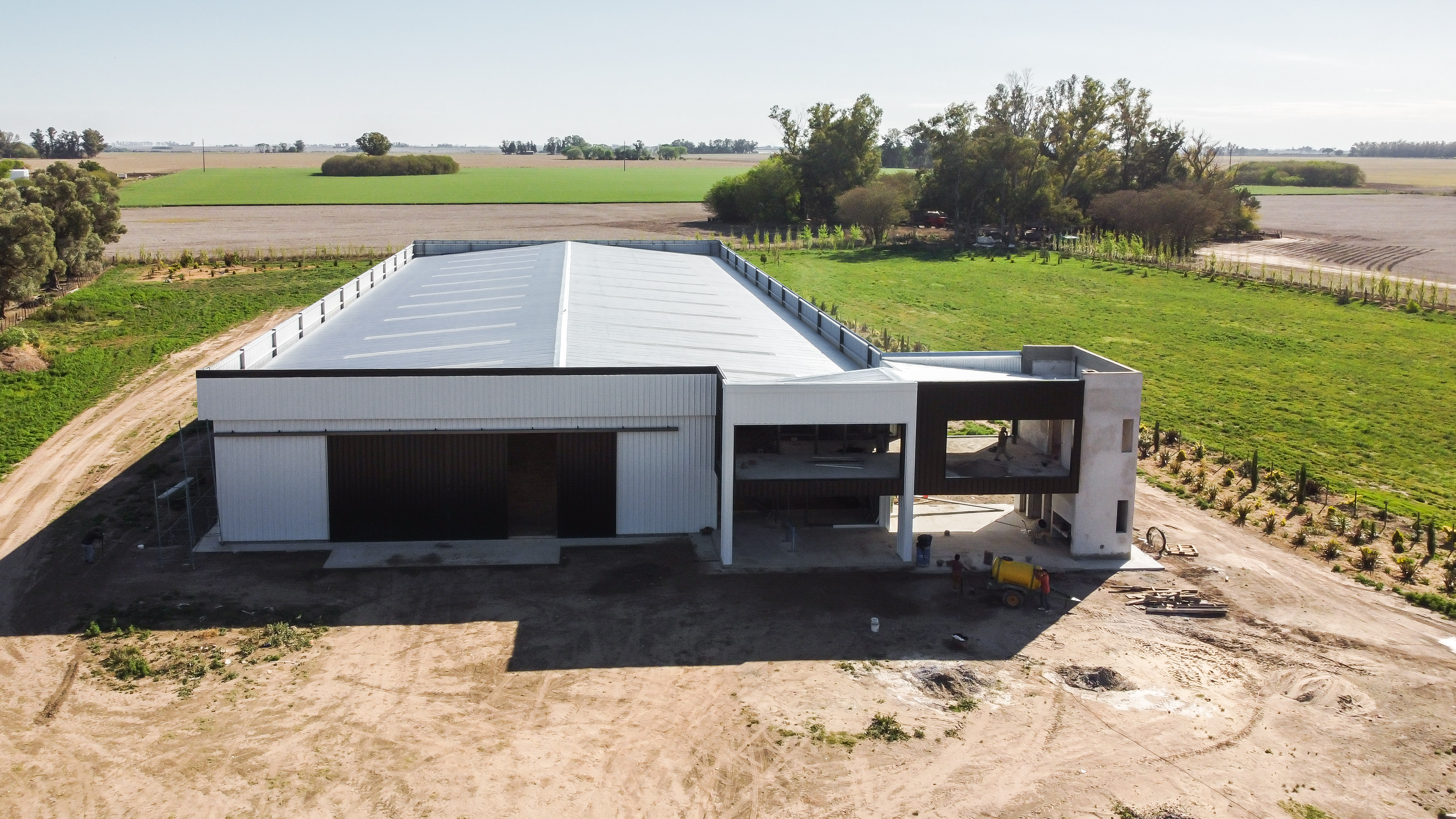 Titan, construcción de depósito agrícola.